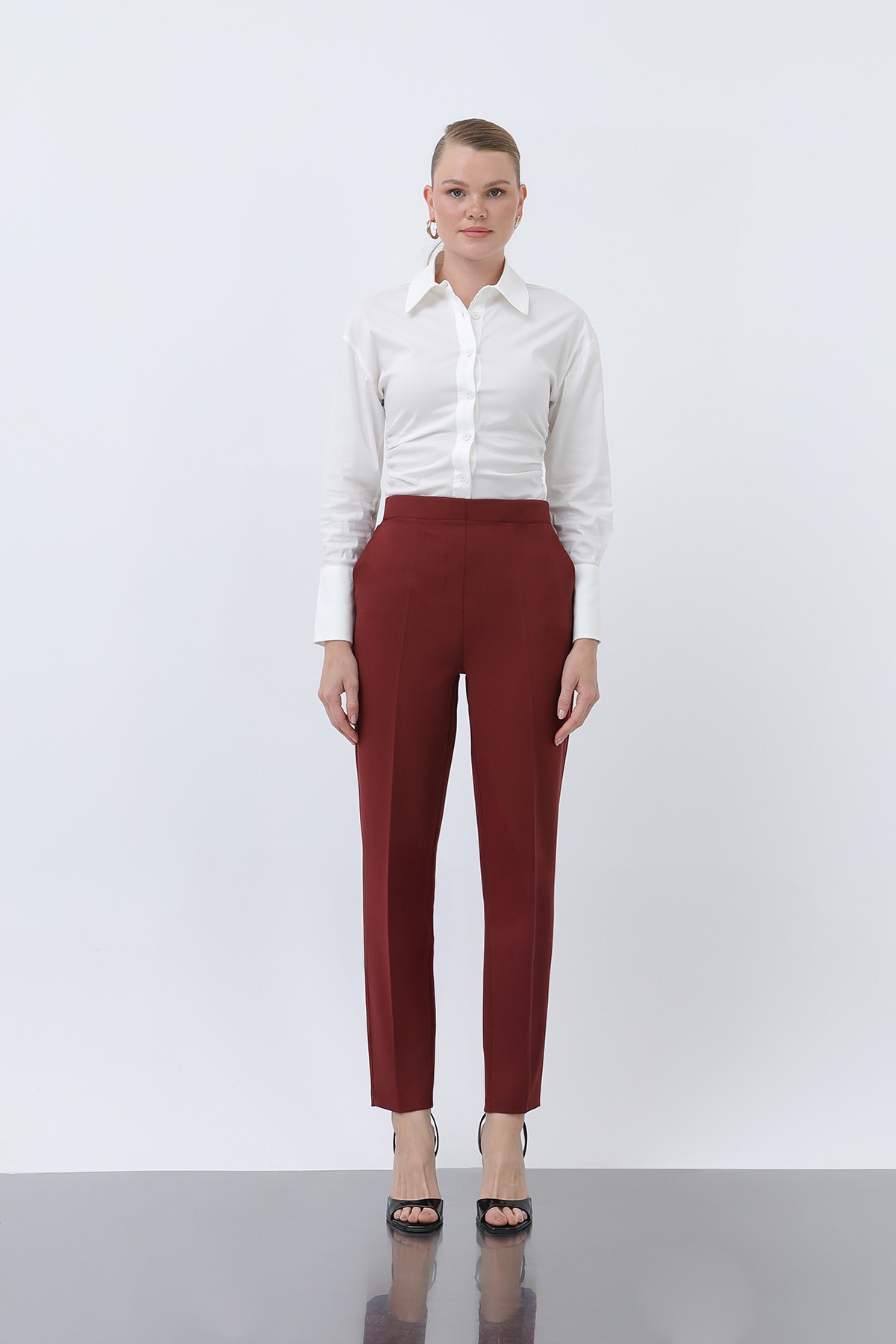 Women's Carrot Cut Pants 