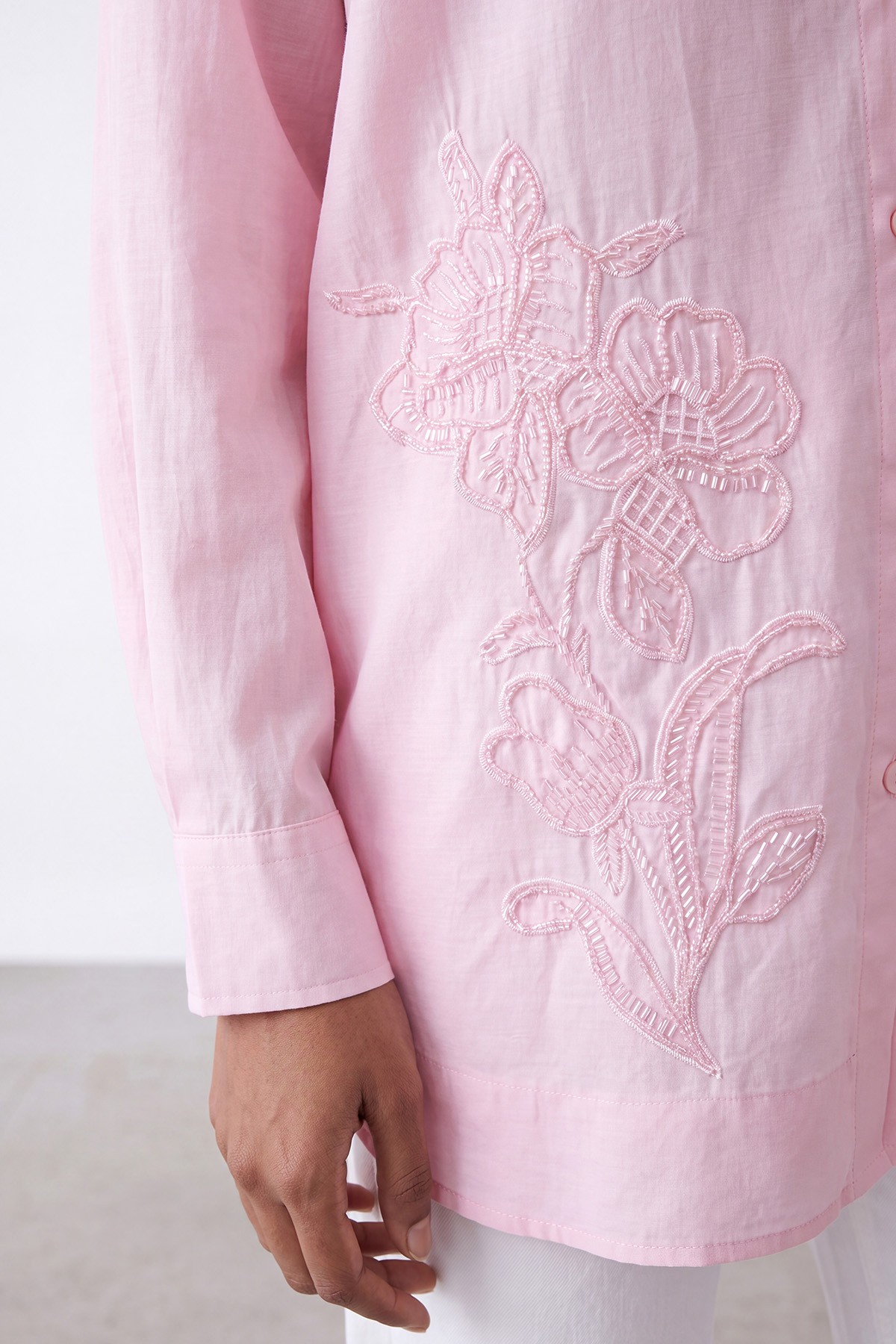 Embroidered Long-Sleeved Woven Shirt