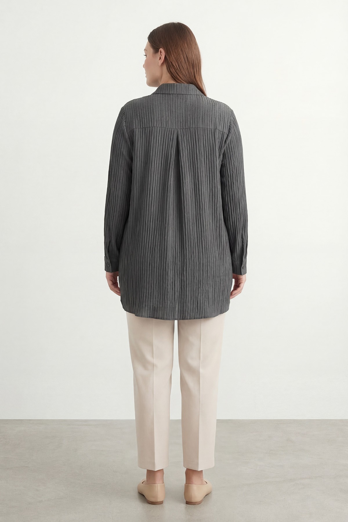 Women's Plus Size Shirt with Brooch Detail – 19260GML
