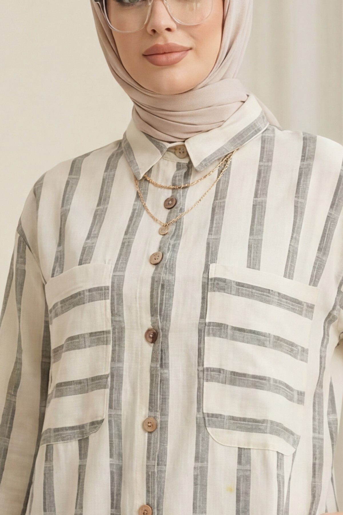 Skirt Tasseled Shirt - Beige