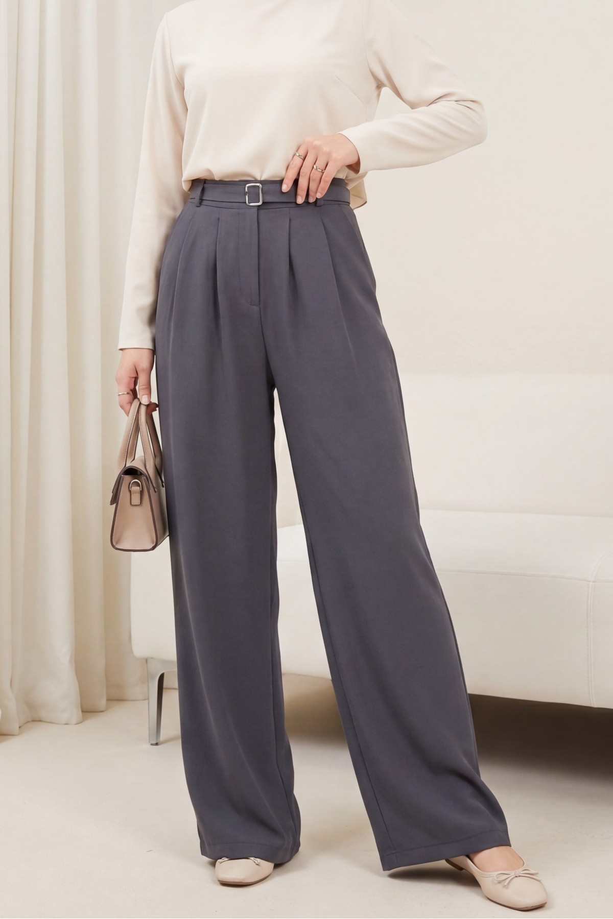 بنطلون Tencel Cupra بتفاصيل حزام خصر مطاطي -لون مدخن