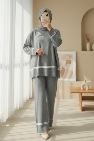 Eteği Ve Kolu Çizgili Triko Takım -Gri