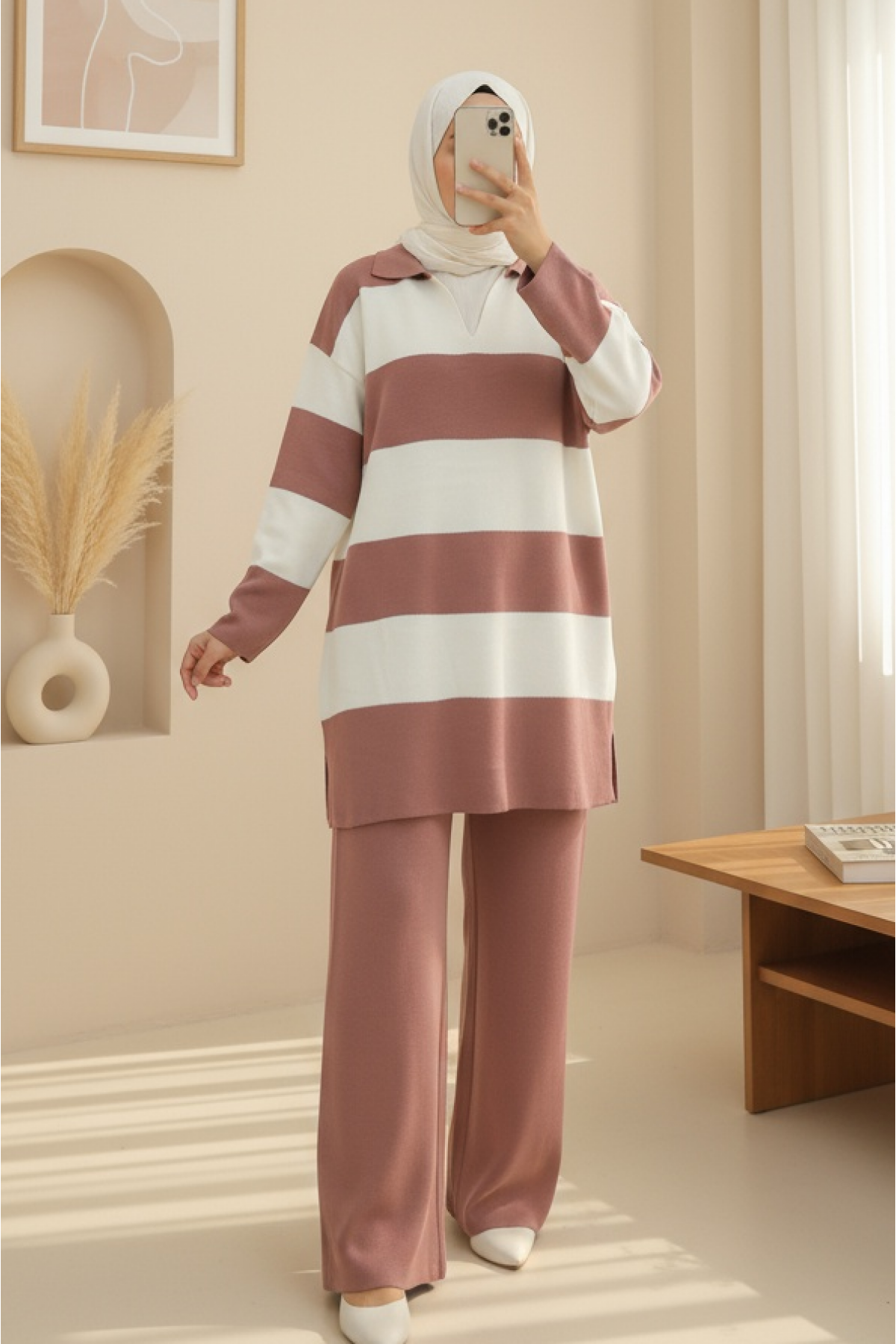 V-Neck Knitwear Suit with Trousers -Dried rose