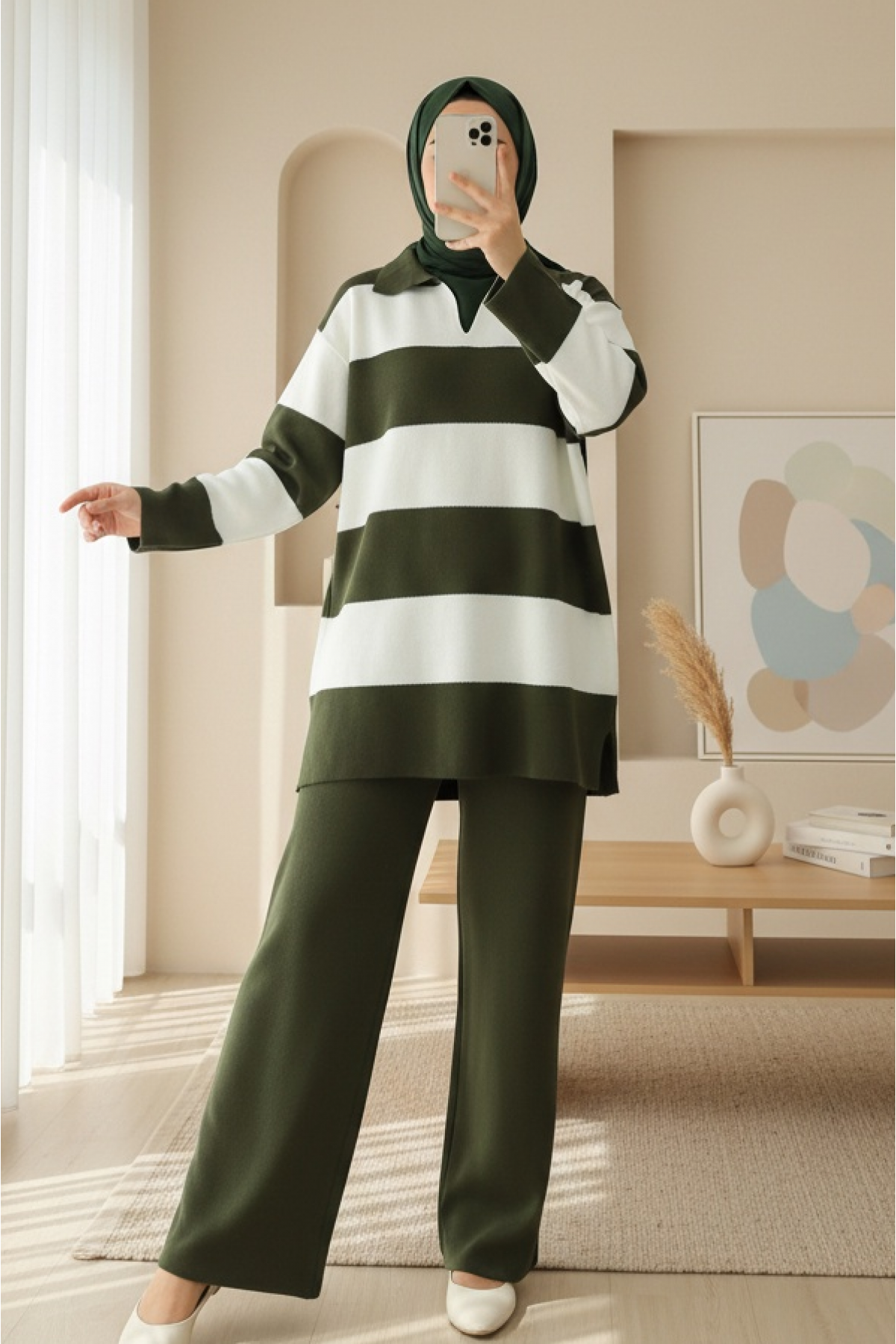 V-Neck Knitwear Suit with Trousers -Khaki