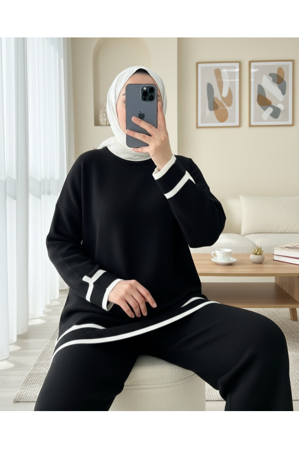 Double Knitwear Set with Striped Cuffs -Black