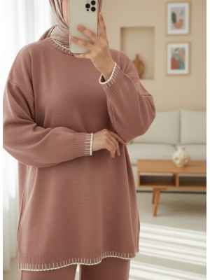 Yuvarlak Yaka Uçları Nakış Detaylı Triko Takım -G.Kurusu