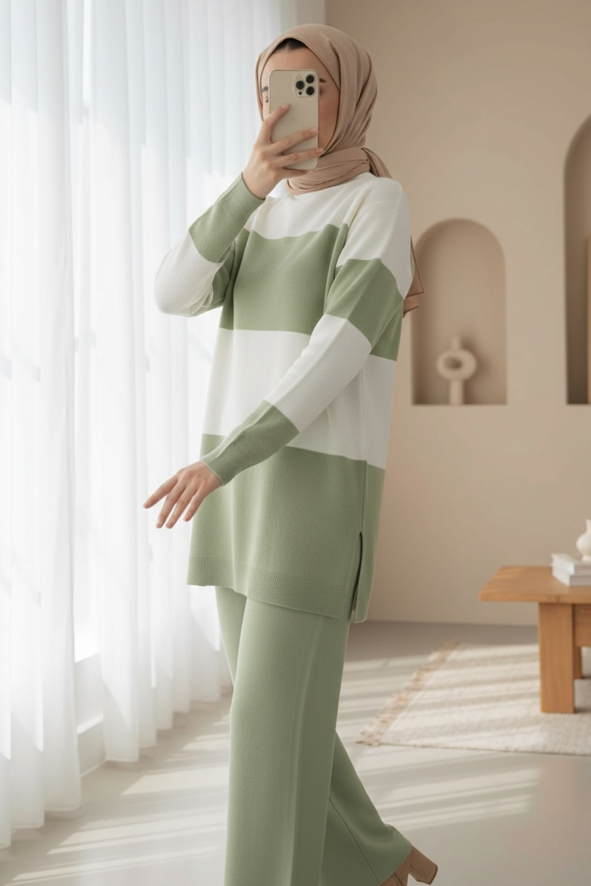 Half    -Sea green