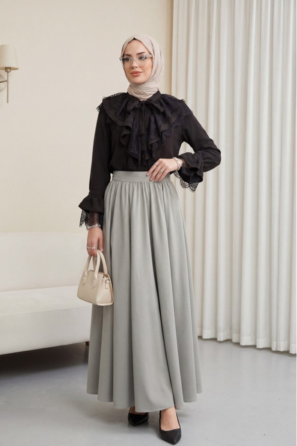 Cupra Ayrobin Shirt with Tie-Collar Guipure Lace and Ruffled Sleeves -Dark Coffee