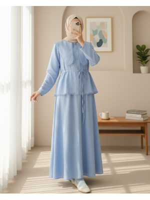 Güpür Detaylı Yandan Bağcıklı Önlük Yaka Etekli Takım  -Açık Mavi