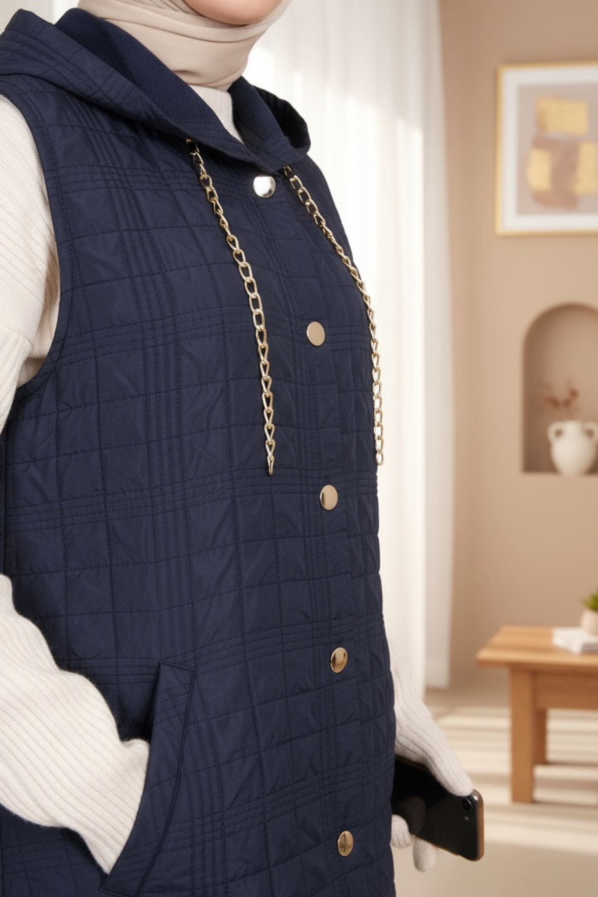 Hooded Chain Detailed Quilted Vest with Pockets -Navy blue