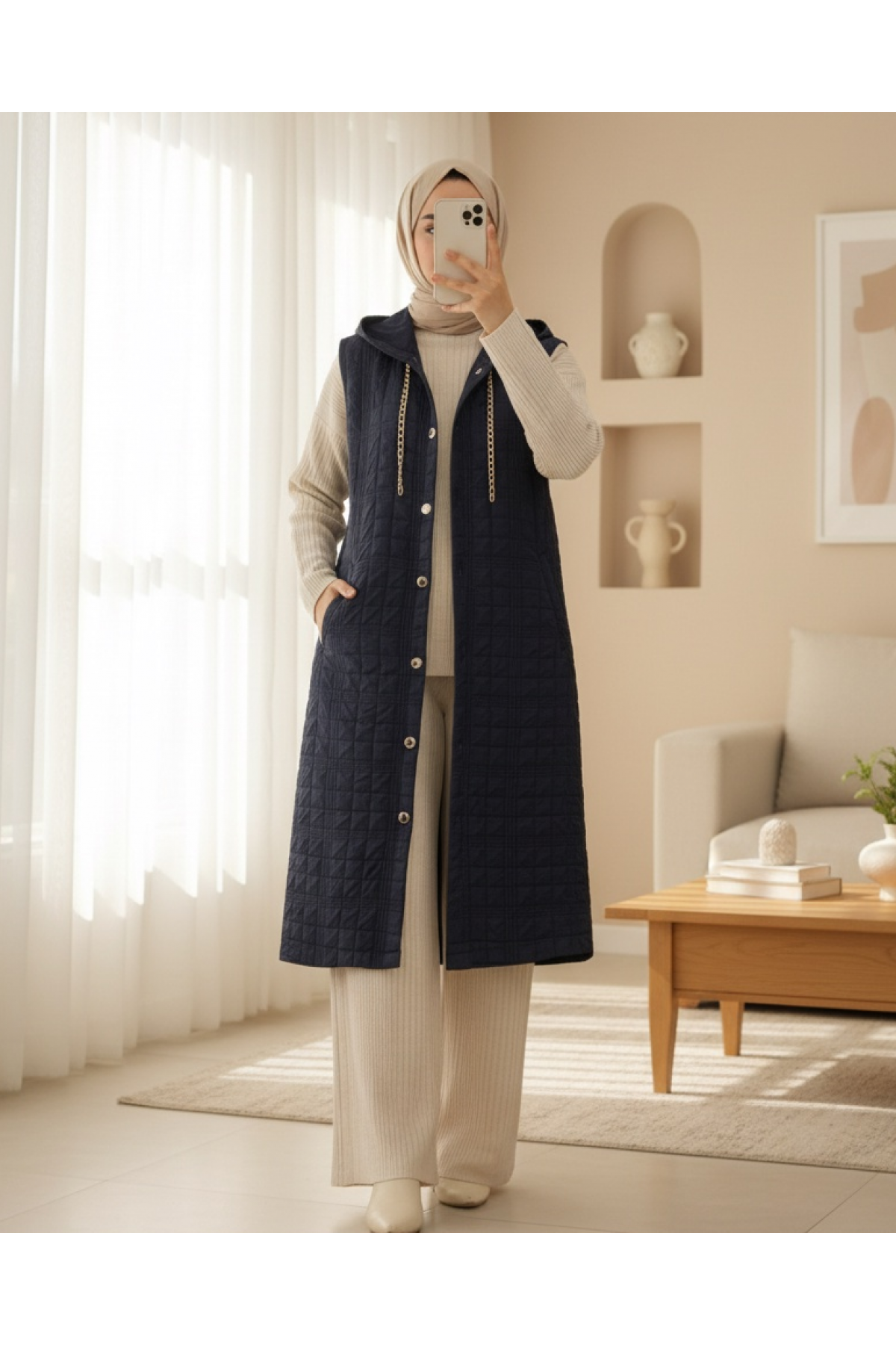 Hooded Chain Detailed Quilted Vest with Pockets -Navy blue