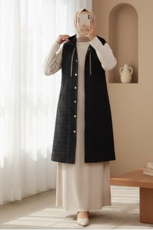 Kapşonlu Zincir Detaylı Cepli Kapitone Yelek -Siyah