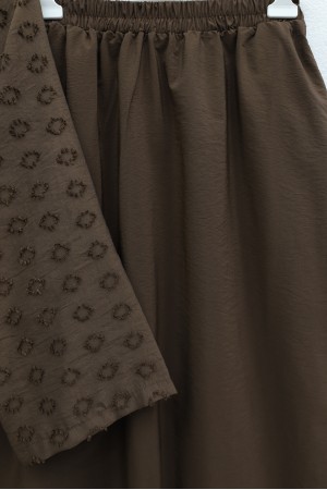 Single-Button Belted Skirt with Pockets and Embossed Jacquard Pattern -Brown
