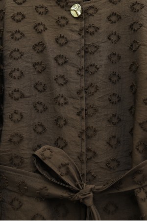 Single-Button Belted Skirt with Pockets and Embossed Jacquard Pattern -Brown