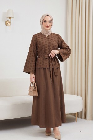 Single-Button Belted Skirt with Pockets and Embossed Jacquard Pattern -Brown