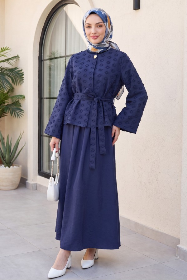 Single-Button Belted Skirt with Pockets and Embossed Jacquard Pattern -Navy blue