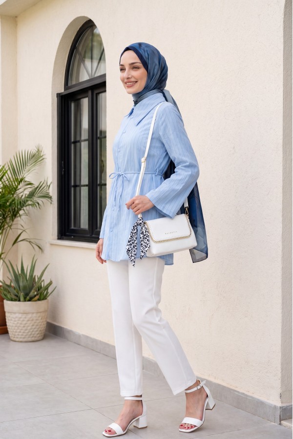 Side Collar, Button -Light blue