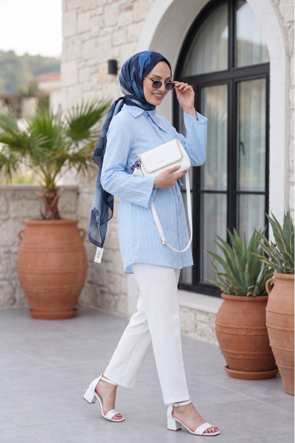 Side Collar, Button -Light blue