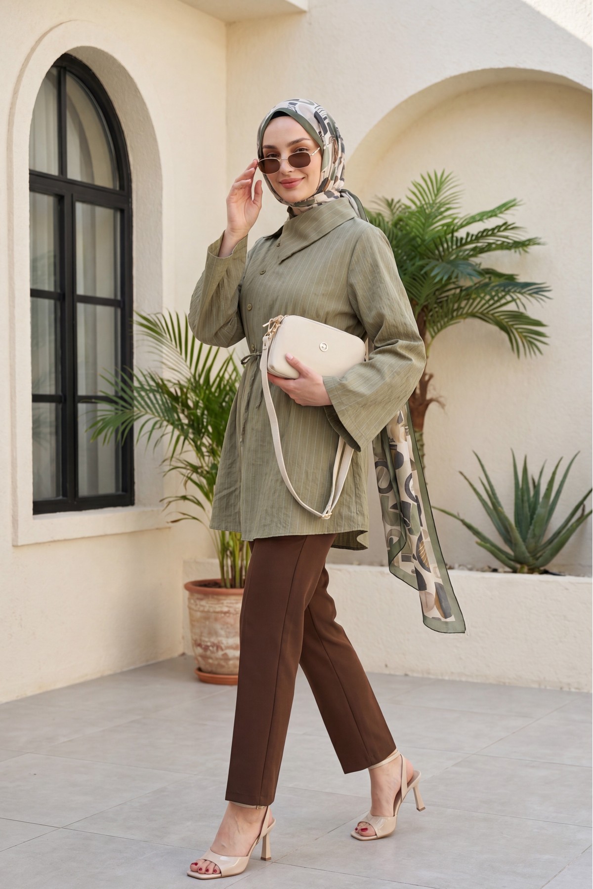 Side Collar, Button -Khaki detay görseli