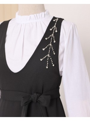 Yakası Taşlı Kemerli Eteği Fırfırlı Jile -Siyah