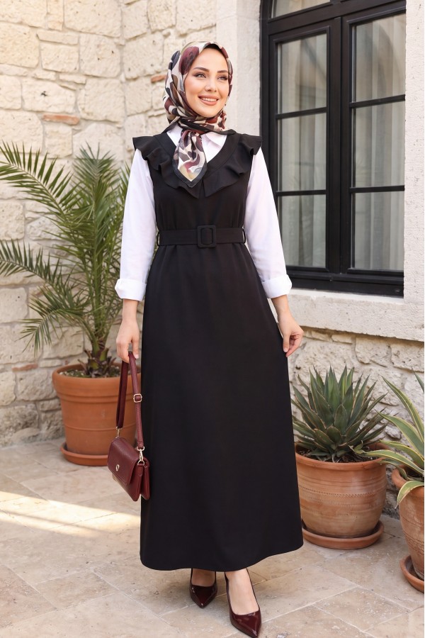Yakası V Kemerli Uzun Jile Elbise    -Siyah
