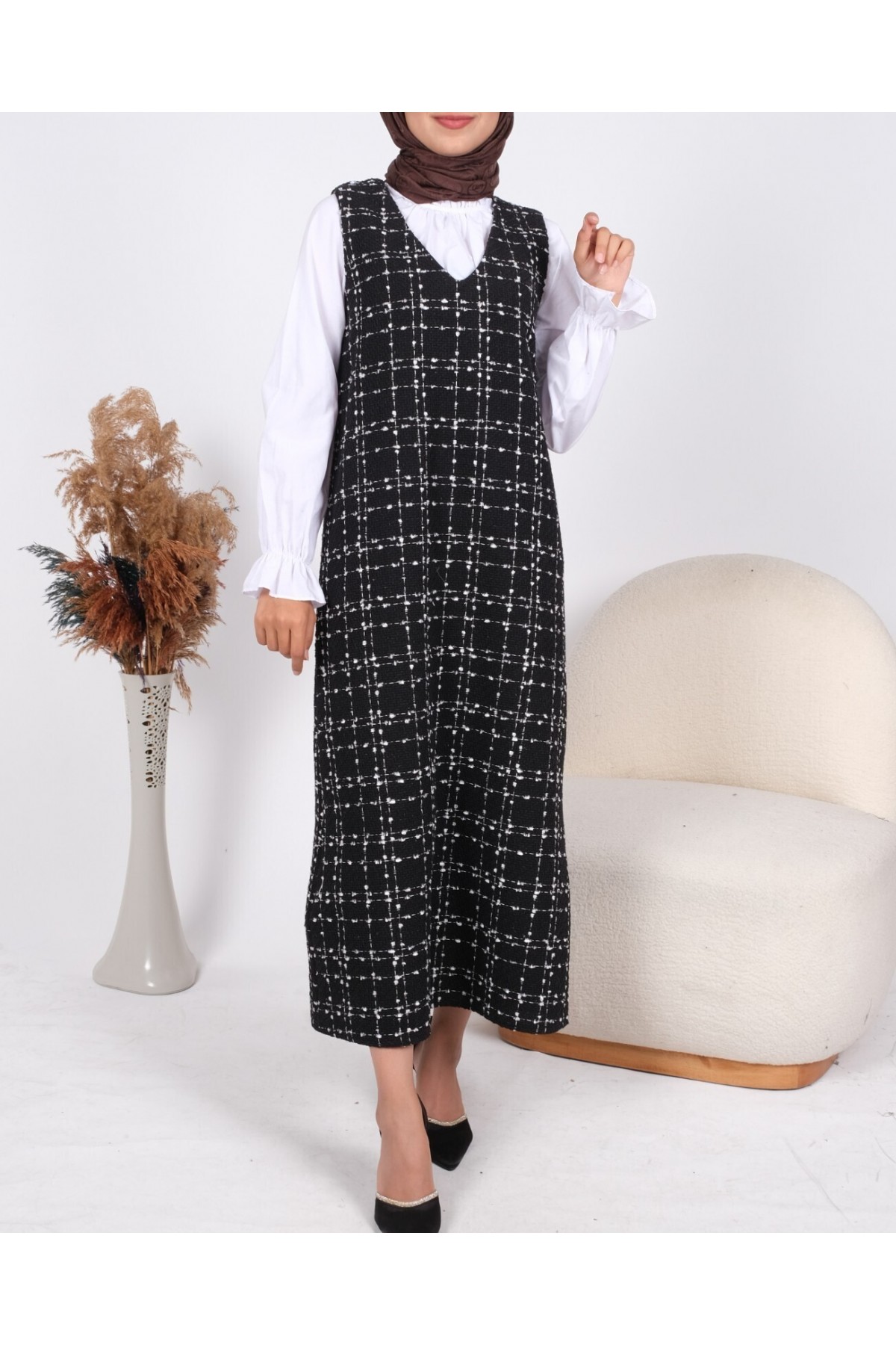 V-neck Tweed Gilet -Color