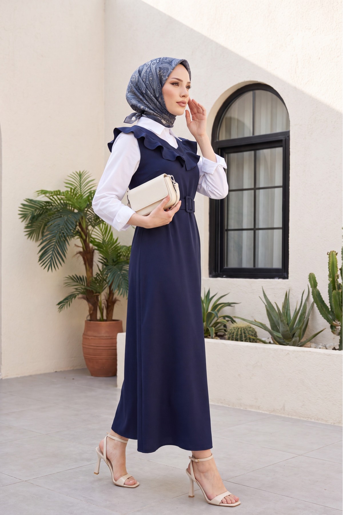 V Neck Long Gilet Dress        -dark lacquer detay görseli