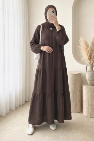 V Yaka Yarım Düğmeli Kolu Lastikli Parçalı Müslin Elbise -K. Kahve