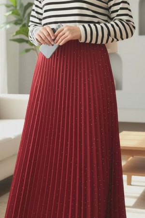 تنورة مطوية حجرية -أحمر