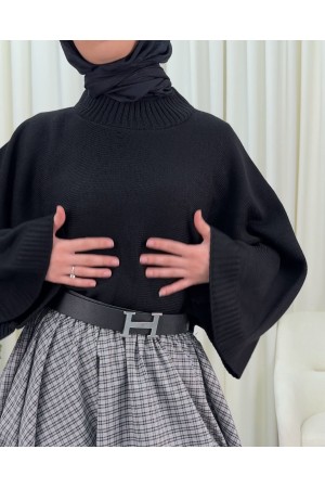 Half Turtleneck Crop Knit Sweater -Black