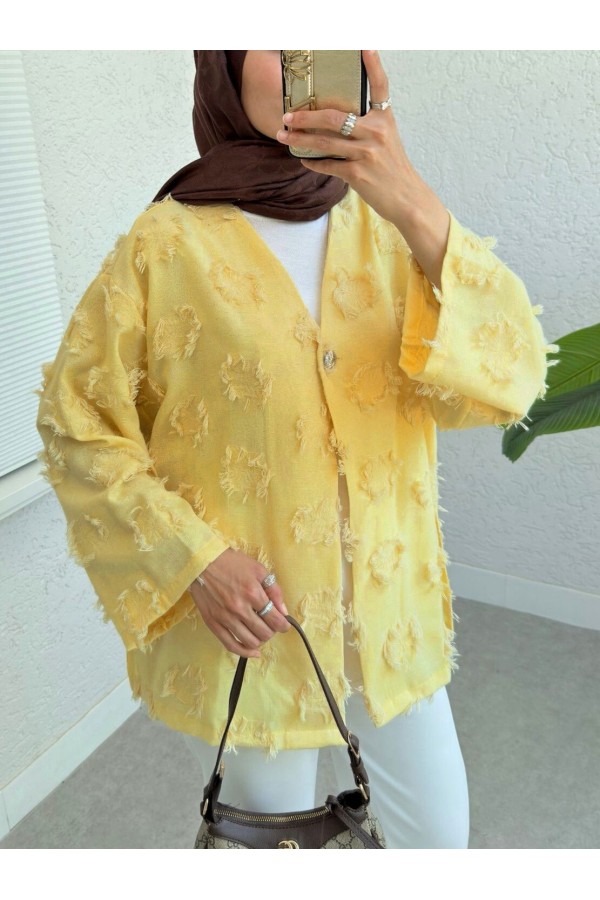 Tek Düğmeli Püskül Detaylı Yırtmaçlı Kimono -Sarı
