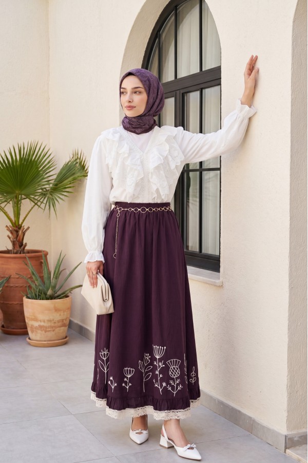 Lace Embroidered Elastic Waist Skirt -Damson