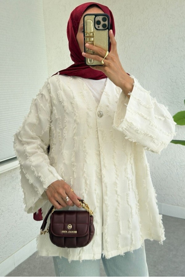 Saçaklı Tek Düğmeli Kare Desenli Kimono -Beyaz