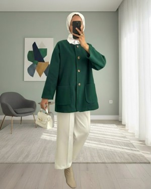 Double Pocket Buttoned Front Cashmere Jacket -Emerald