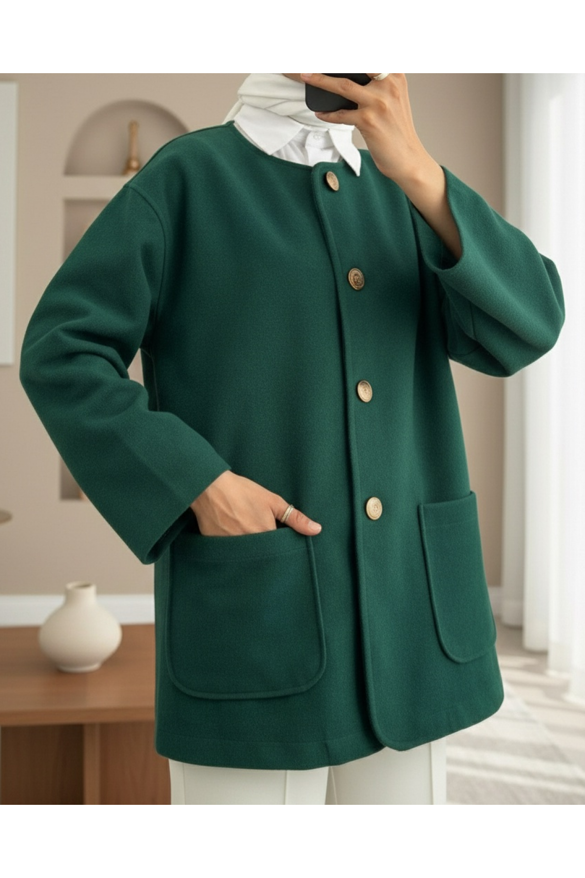 Double Pocket Buttoned Front Cashmere Jacket -Emerald