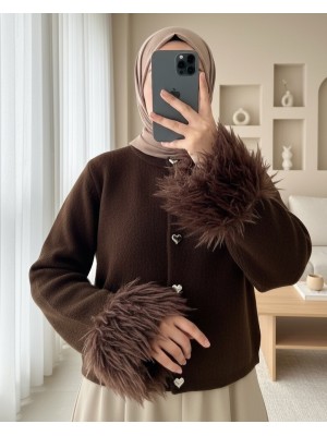 Kalp Düğmeli Kolu Saçaklı Triko Hırka -K. Kahve