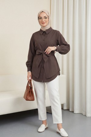 سترة من قماش البوبلين بحزام ذاتي -بنى