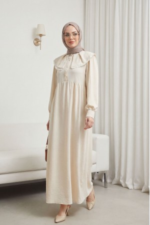 Önlük Yaka Büzgülü Yarım Düğme Keten Elbise -Bej