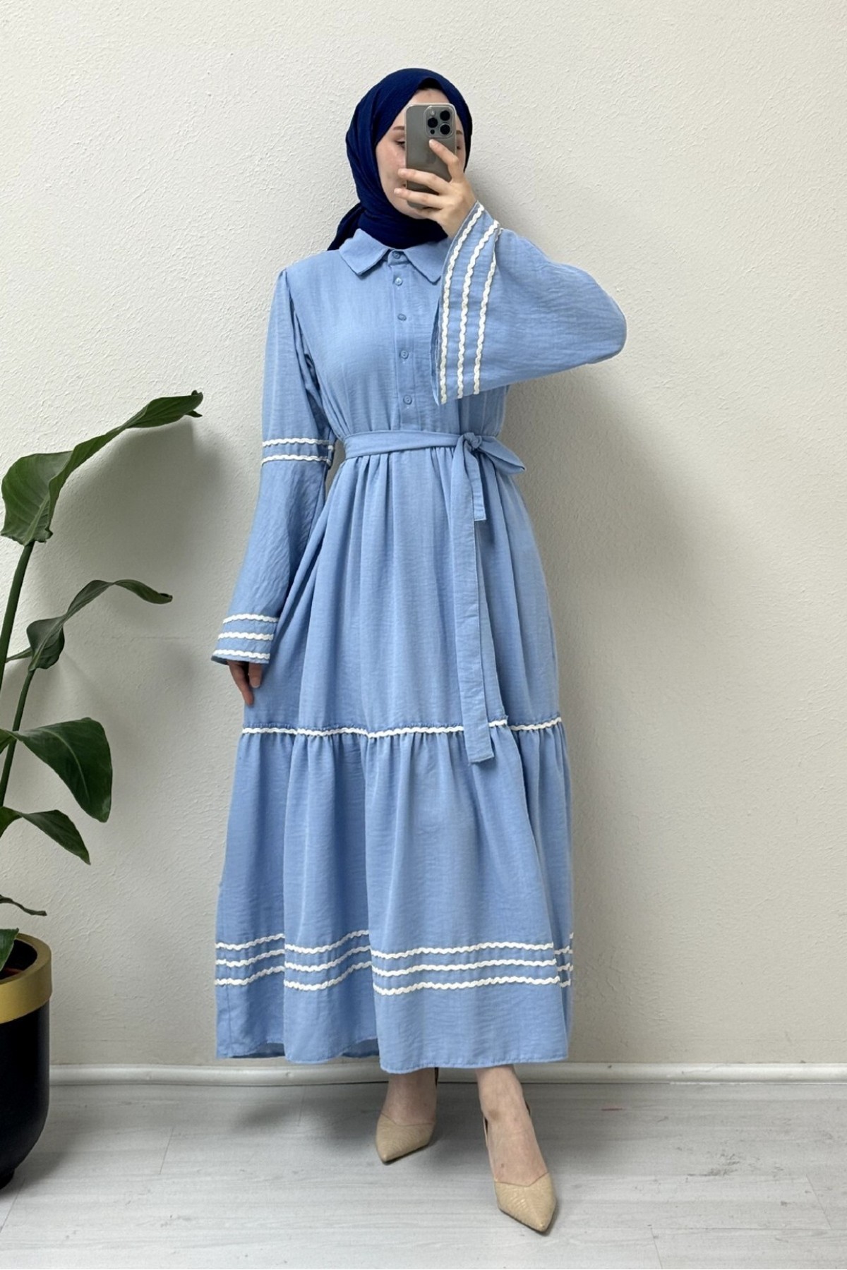 Kolları ve eteği süzene işlemeli Parçalı Elbise    -Bebe Mavi