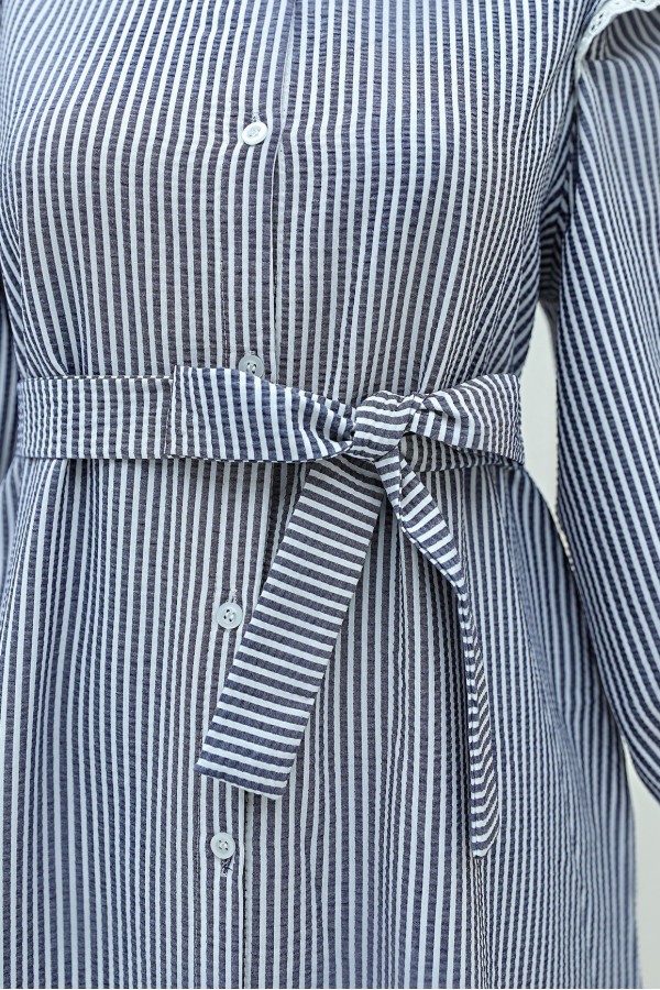 Buttoned Front Lace Detailed Belted Dress -Navy blue