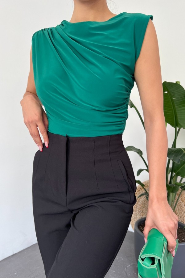 Crew Neck Zero Sleeve Sandy T-Shirt -Emerald