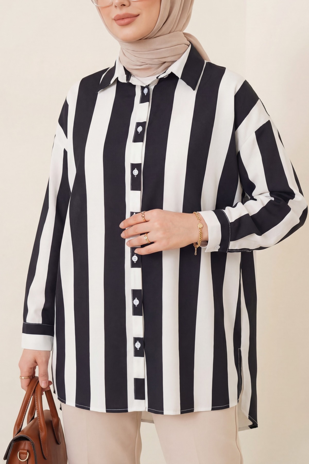 Thick Striped Button-Up Shirt -Black