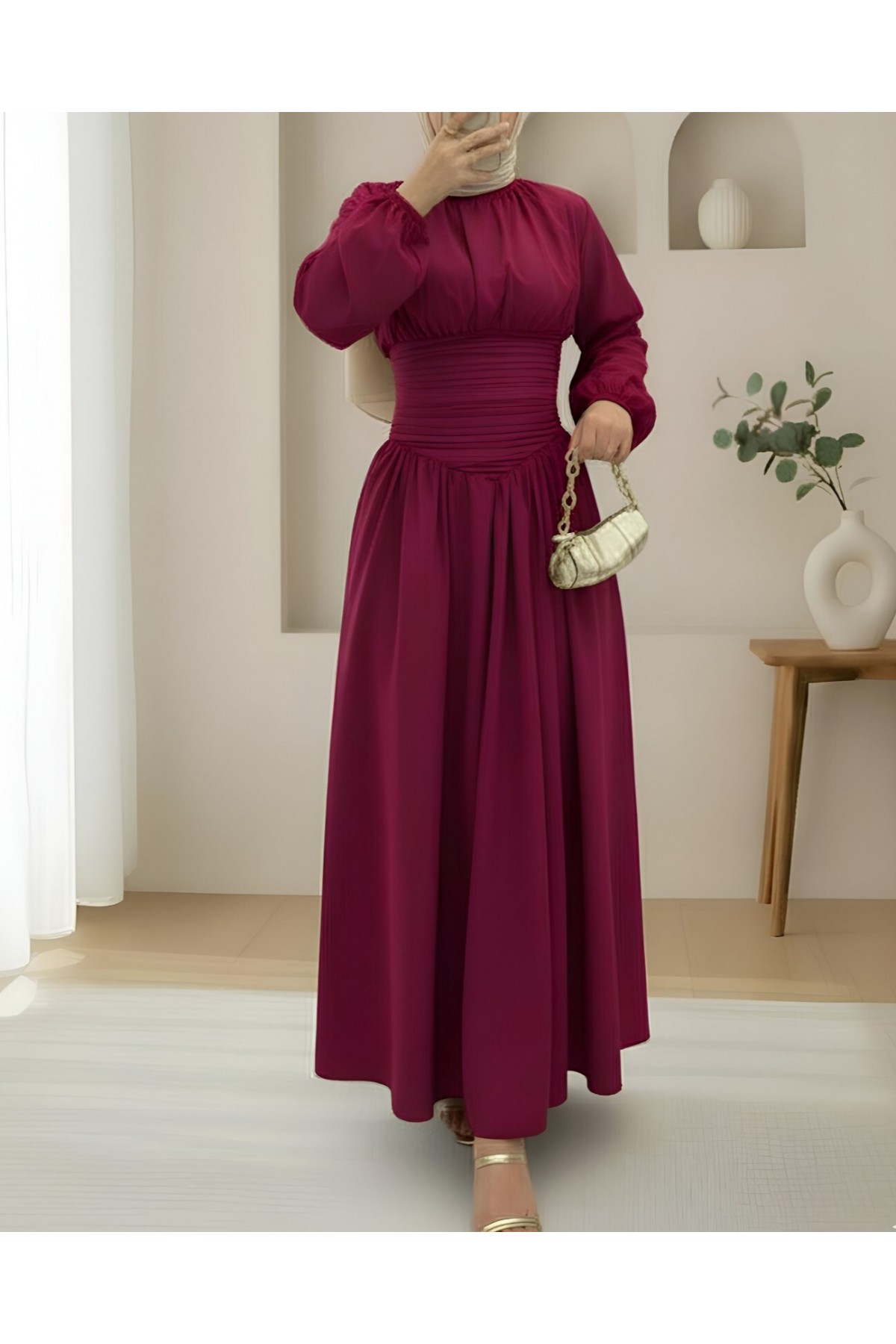 Poplin Dress with Pleated Front and Elasticated Sleeves and Zipper -Maroon