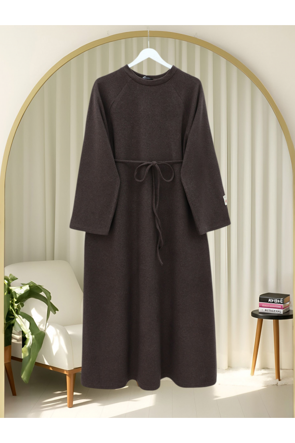 Round Neck Selanik Dress with Tie Waist -Brown