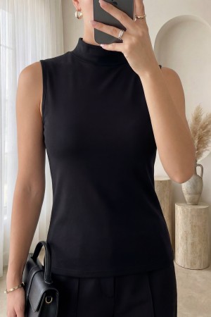 Dik Yaka Sıfır Kol Penye İçlik -Siyah