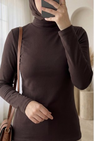 بلوزة داخلية بأكمام طويلة وياقة عالية -بنى
