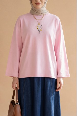 Önü Çiçek Nakışlı Yuvarlak Yaka Salaş Penye Bluz -Pembe