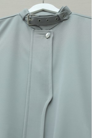 Ocean Style Suit with Belted Collar and Cuff Jacket and Pleated Wide-Leg Trousers - Light grey