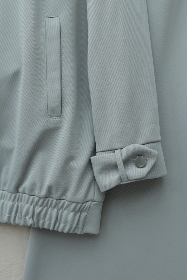 Ocean Style Suit with Belted Collar and Cuff Jacket and Pleated Wide-Leg Trousers - Light grey