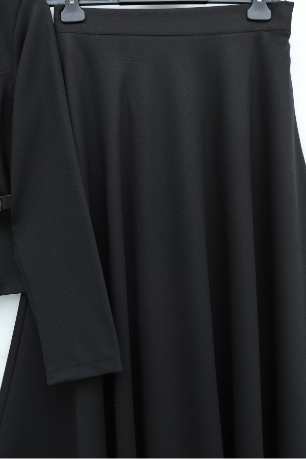 Diagonal Skirt Set with Front Zipper, Pocket Detail, and Belted Waist -Black